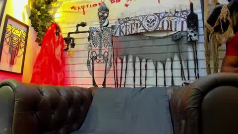 Italo Moore online show from 11/01/25, 11:12