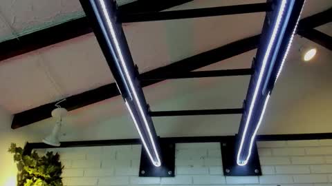 Italo Moore online show from 11/16/25, 11:05