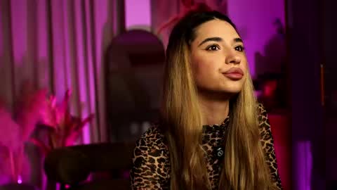 Snapshot of italy_baby chatting on 04/26/26, 08:28 italy_baby online show from 04/26/26, 08:28