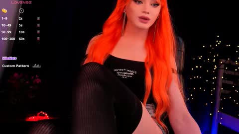 Snapshot of itelia chatting on 11/23/25, 12:38 ITELIA online show from 11/23/25, 12:38