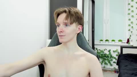 Ethan online show from 03/04/26, 05:19