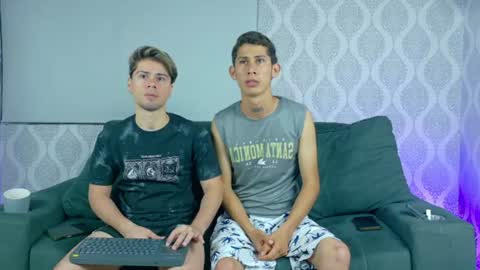 Snapshot of ithan_salvatore chatting on 07/30/26, 09:19 Ithan and Friends online show from 07/30/26, 09:19