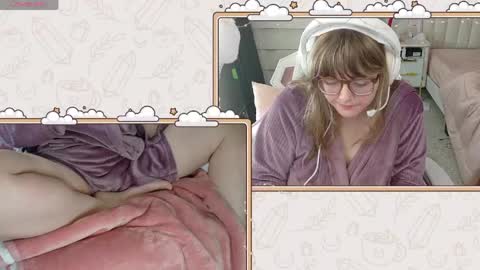 Snapshot of ithuriella chatting on 04/19/26, 03:22 ithuriella online show from 04/19/26, 03:22