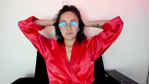 Snapshot of its__angelica_ chatting on 01/16/25, 11:48 Angelica online show from 01/16/25, 11:48