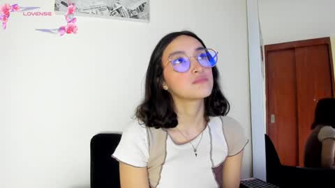 Snapshot of its__angelica_ chatting on 01/30/25, 07:04 Angelica online show from 01/30/25, 07:04