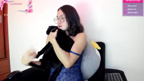 Snapshot of its__angelica_ chatting on 03/08/25, 09:29 Angelica online show from 03/08/25, 09:29