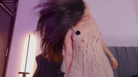 Snapshot of its_bunnyy chatting on 03/14/26, 11:21 K A R I online show from 03/14/26, 11:21