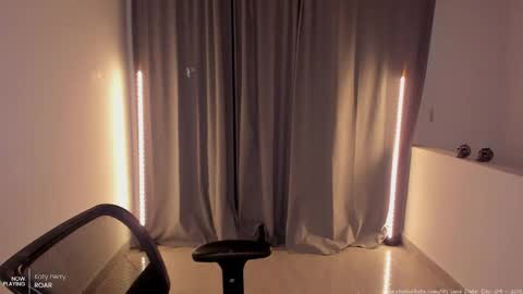 Snapshot of its_jane chatting on 12/04/25, 08:50 ITS JANE online show from 12/04/25, 08:50