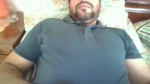 Snapshot of its_me_2323 chatting on 03/27/26, 09:32 its_me_2323 online show from 03/27/26, 09:32