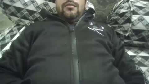 Snapshot of its_me_2323 chatting on 04/07/26, 05:41 its_me_2323 online show from 04/07/26, 05:41