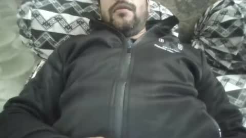 Snapshot of its_me_2323 chatting on 04/09/26, 05:18 its_me_2323 online show from 04/09/26, 05:18