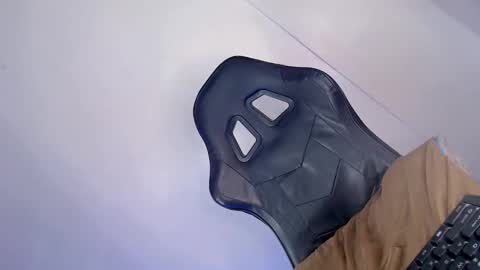 Snapshot of its_me_kaye28 chatting on 03/04/26, 05:57 Kaye online show from 03/04/26, 05:57