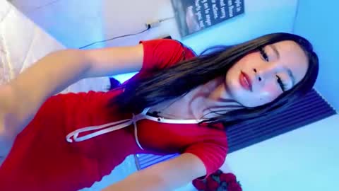 its_me_luna1111 online show from 02/15/26, 10:58