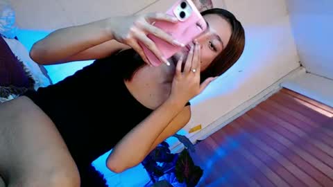 its_me_luna1111 online show from 07/07/26, 07:23