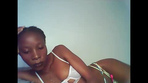 Snapshot of its_reen chatting on 10/21/25, 12:17 reen online show from 10/21/25, 12:17