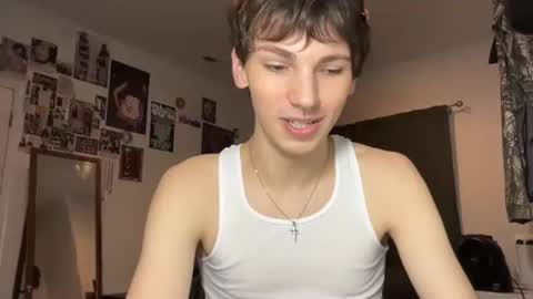 Rowan online show from 10/21/25, 01:28