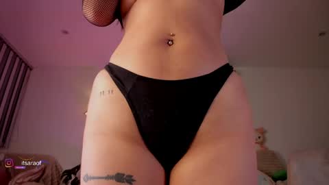 Snapshot of itsaraa chatting on 04/21/26, 02:26 itsaraa online show from 04/21/26, 02:26