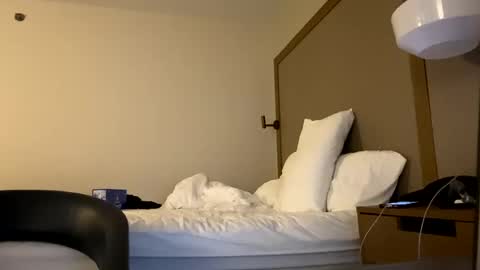 itsavibeouthere online show from 12/17/24, 12:23