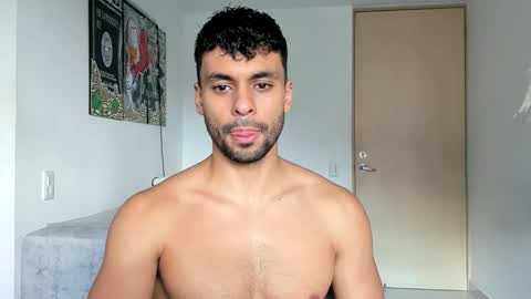 Snapshot of itsgeo1111 chatting on 09/28/25, 09:20 CALL ME GEO online show from 09/28/25, 09:20