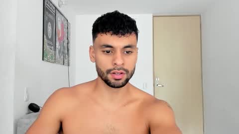 Snapshot of itsgeo1111 chatting on 10/01/25, 09:54 CALL ME GEO online show from 10/01/25, 09:54