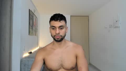 Snapshot of itsgeo1111 chatting on 11/15/25, 09:43 CALL ME GEO online show from 11/15/25, 09:43