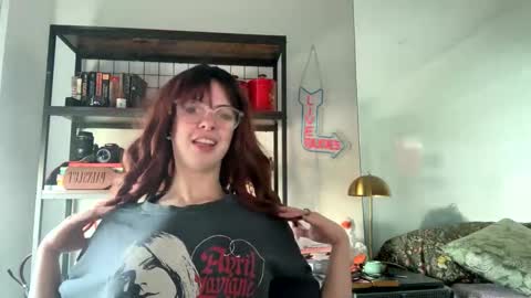 Snapshot of itsjennagee chatting on 01/02/25, 09:50 Jenna Gee online show from 01/02/25, 09:50