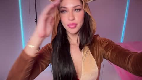 Snapshot of itskassielee chatting on 12/24/24, 02:22 itskassielee online show from 12/24/24, 02:22