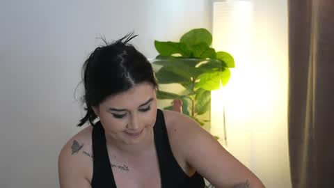 Kendra online show from 05/02/26, 11:37