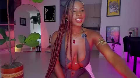 Snapshot of itslau_ chatting on 03/26/26, 01:55 lau online show from 03/26/26, 01:55