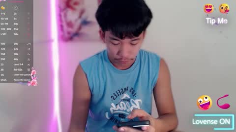 Snapshot of itsme_cxhennn chatting on 10/24/25, 07:54 itsme_cxhennn online show from 10/24/25, 07:54