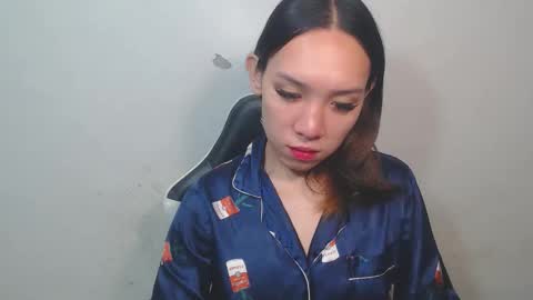 Snapshot of itsmehotqueen chatting on 10/07/25, 11:40 itsmehotqueen online show from 10/07/25, 11:40