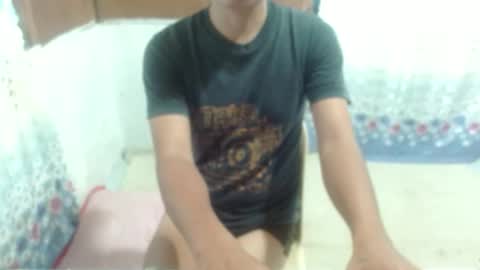 Snapshot of itsmelily05 chatting on 03/12/26, 01:23 itsmelily05 online show from 03/12/26, 01:23