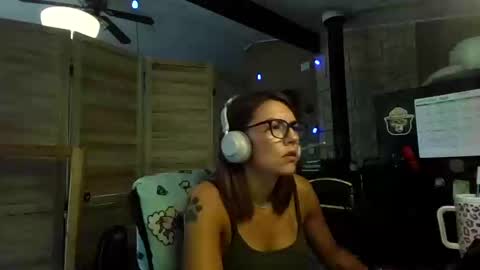 ItsMeSophie X online show from 09/17/25, 03:57