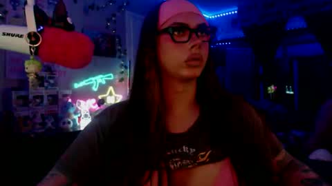 Nicki Foxx online show from 11/10/25, 03:49