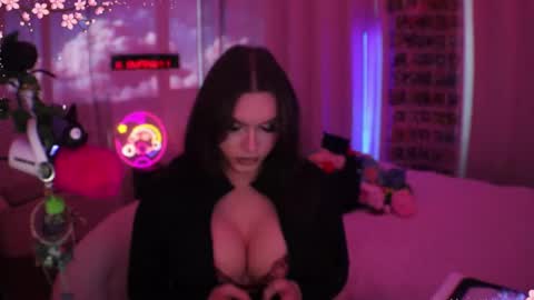 Snapshot of itsnickibabyy chatting on 02/08/26, 01:20 Nicki Foxx online show from 02/08/26, 01:20