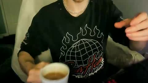 itsnotliam834 online show from 09/09/25, 02:33