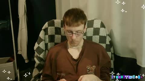 Snapshot of itsnotting834 chatting on 04/27/26, 08:07 online show from 04/27/26, 08:07