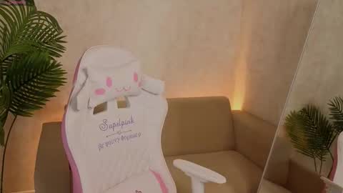 Snapshot of itsolivegarden chatting on 10/17/25, 04:37 itsolivegarden online show from 10/17/25, 04:37