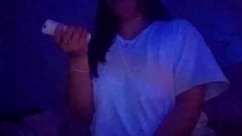 Snapshot of itspersialove chatting on 11/15/25, 05:42 itspersialove online show from 11/15/25, 05:42