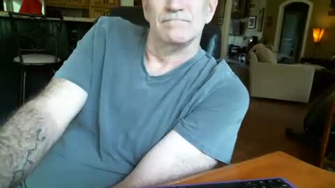 Snapshot of itsxxxtc chatting on 04/13/26, 06:24 itsxxxtc online show from 04/13/26, 06:24