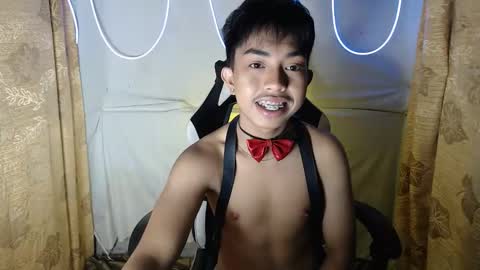 Snapshot of itsyourcummerboy_xx chatting on 04/08/26, 08:31 Kyle online show from 04/08/26, 08:31