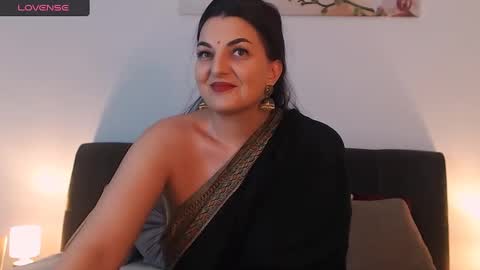 Snapshot of itsyourlady chatting on 12/04/24, 10:13 Melissa Khaan online show from 12/04/24, 10:13