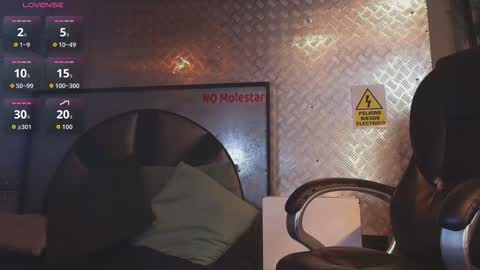 itszairen online show from 02/11/26, 04:17