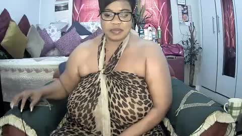 itumeleng74 online show from 02/22/25, 07:01