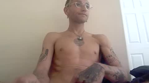 Snapshot of itz_ocelo chatting on 04/27/26, 10:41 Itz Ocelo online show from 04/27/26, 10:41