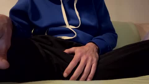 Iuuuf2 or Samel online show from 12/25/24, 07:24