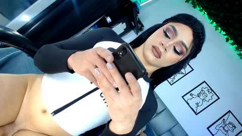 y  online show from 01/04/25, 10:02