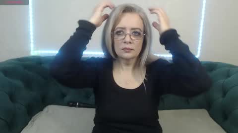 ivanacharm online show from 02/11/25, 04:11