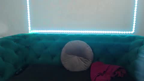 ivanacharm online show from 01/15/26, 04:28