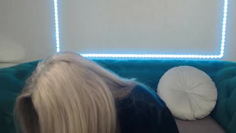 ivanacharm online show from 05/14/26, 03:24